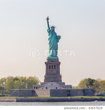 Statue of Liberty, New York City, USA Statue of Liberty, New York City, USA 42637028