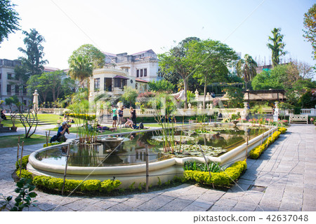 The garden of dream in Kathmandu town The garden of dream in Kathmandu town 42637048