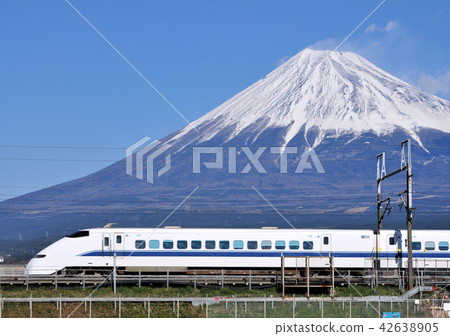 Shinkansen 300 series and Mt. Fuji - 5249 Shinkansen 300 series and Mt. Fuji - 5249 42638905