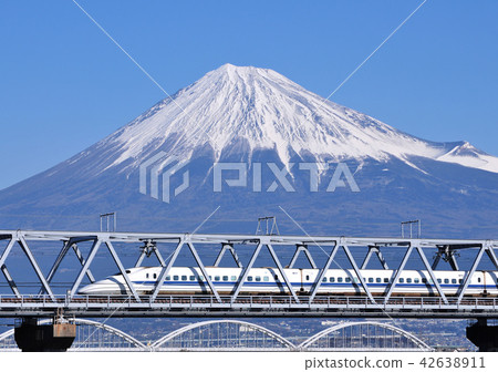 Fujikawa Iron Bridge and Shinkansen 700 series and Mt. Fuji -5259 Fujikawa Iron Bridge and Shinkansen 700 series and Mt. Fuji -5259 42638911