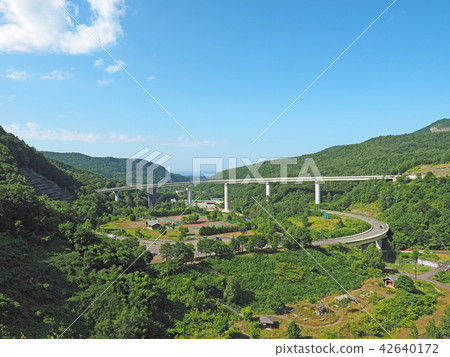 夏天天空圈橋樑 夏天天空圈橋樑 42640172