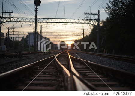 鐵軌 42640357