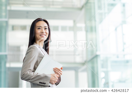 Business woman Business woman 42642817