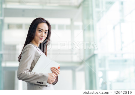 Business woman Business woman 42642819
