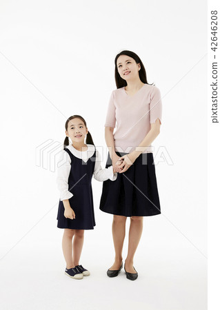 Mom, Daughter, Family Mom, Daughter, Family 42646208
