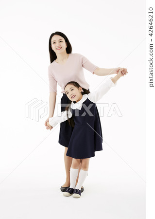 Mom, Daughter, Family Mom, Daughter, Family 42646210