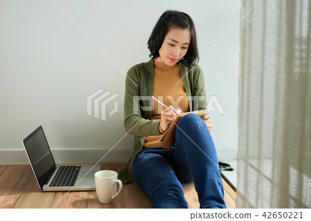 Freelancer planning work Freelancer planning work 42650221