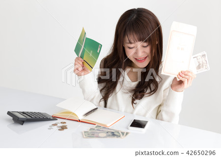 Household women Household women 42650296