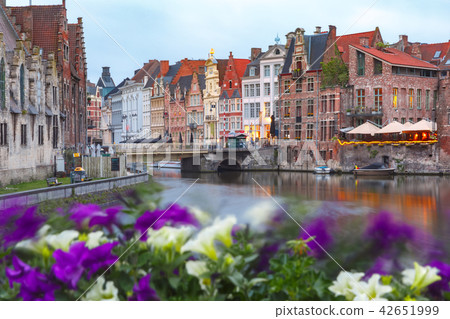Old town of Ghent, Belgium 42651999