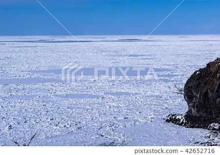 Hokkaido Shiretoko river winter Utoro Sea Hokkaido Shiretoko river winter Utoro Sea 42652716