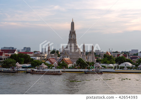 Temple of Wat Arun in Bangkok, Thailand 42654393
