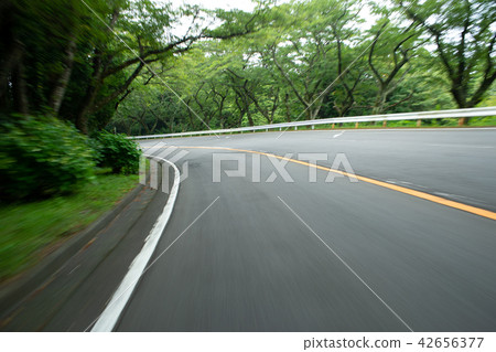 Running image of the curve 42656377