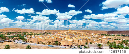 Ksar Bounoura, an old town in the M'Zab Valley in Algeria Ksar Bounoura, an old town in the M'Zab Valley in Algeria 42657136
