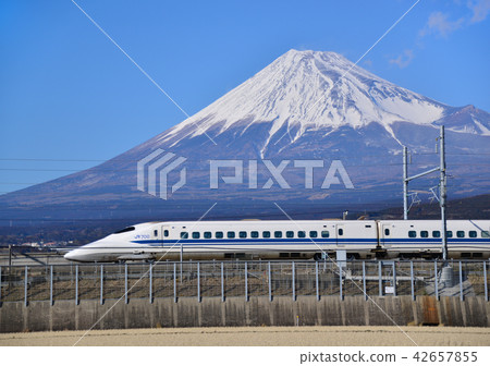 Tokaido Shinkansen and Mt. Fuji -5448 Tokaido Shinkansen and Mt. Fuji -5448 42657855