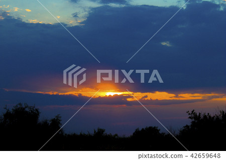 Sunset. Sunset sky. 42659648