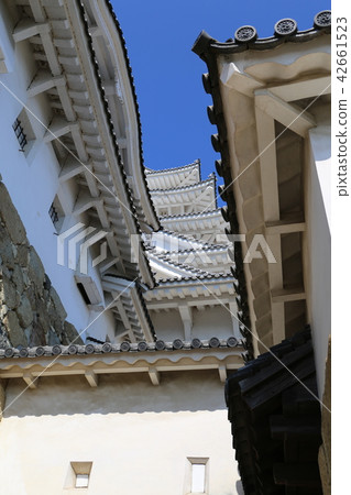Himeji Castle is a complicated structure Himeji Castle is a complicated structure 42661523