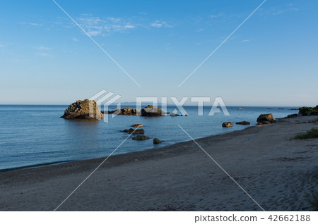 Early morning quiet sea Niigata prefecture Early morning quiet sea Niigata prefecture 42662188