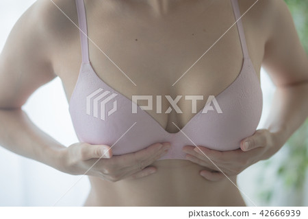 Self Check Bra 42666939