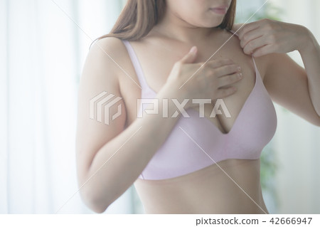 Self Check Bra 42666947