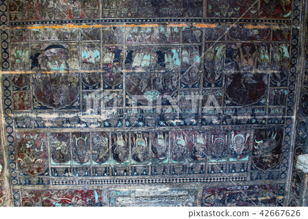 Ceiling of Ranga Mandapa, Virupaksha Temple, Hampi Ceiling of Ranga Mandapa, Virupaksha Temple, Hampi 42667626