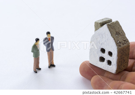 House price negotiations sell buy 42667741