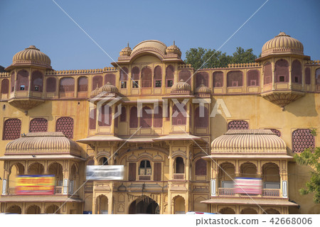 "Pink City" 42668006