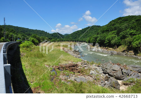 Kamiikita Koen National Highway No. 12 Ishikari River 42668713