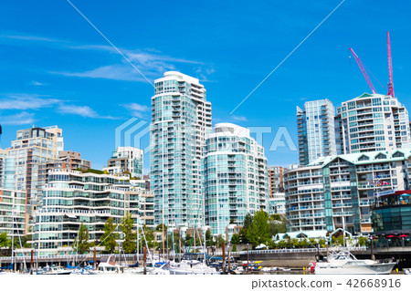 Canada Vancouver 42668916