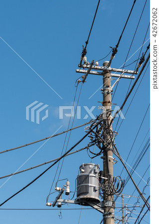 Telegraph pole 42672062