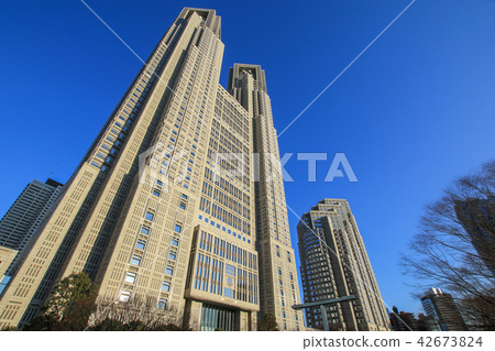 Tokyo Metropolitan Government's First Government Building 42673824