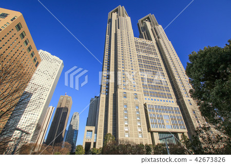 Tokyo Metropolitan Government's First Government Building 42673826