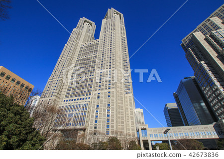 Tokyo Metropolitan Government's First Government Building 42673836