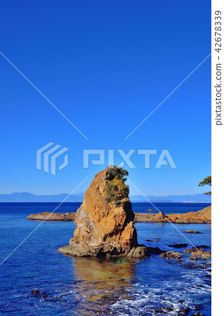 Blue sky and Tateishi coast Blue sky and Tateishi coast 42678339