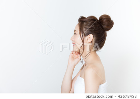 Beauty image Beauty image 42678458