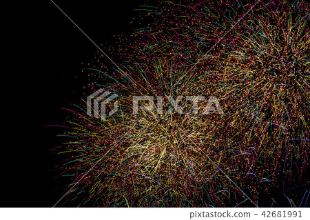 Magnifying fireworks Magnifying fireworks 42681991