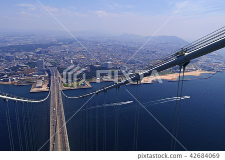 【兵庫縣·旅遊景點】從明石海峽大橋的主塔可以看到 42684069