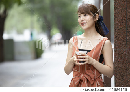 Female Portrait Summer 42684156