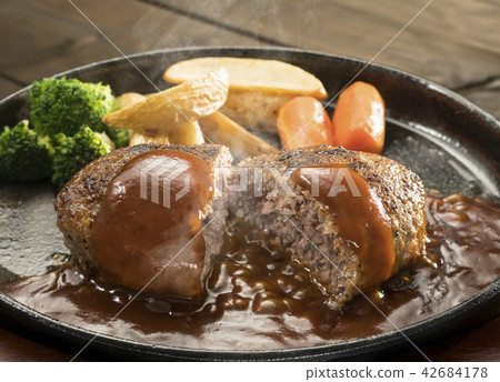 Hamburger steak  42684178