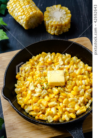 Butter corn 42692643