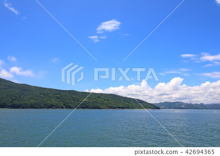 Island of Toba Bay Island of Toba Bay 42694365