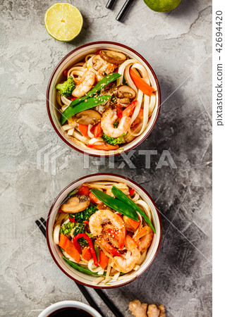 Stir Fry with noodles Stir Fry with noodles 42694420