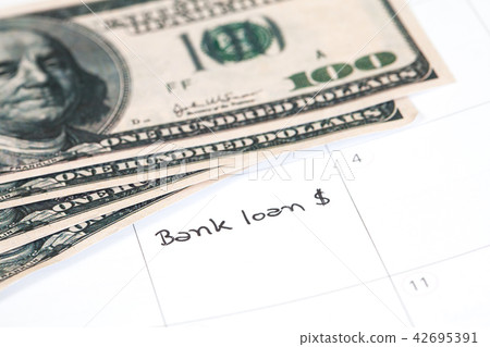 Reminder "bank loan" in calendar Reminder "bank loan" in calendar 42695391