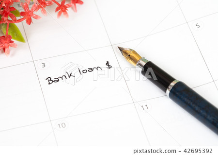 Reminder "bank loan" in calendar Reminder "bank loan" in calendar 42695392