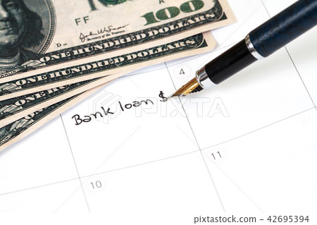 Reminder "bank loan" in calendar Reminder "bank loan" in calendar 42695394