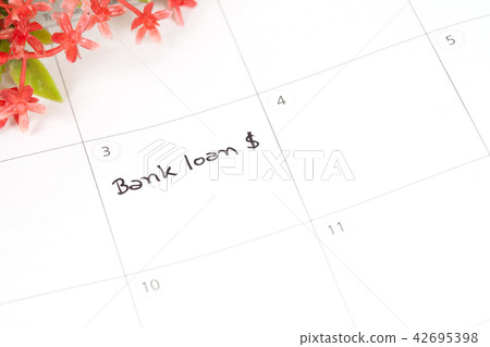 Reminder "bank loan" in calendar Reminder "bank loan" in calendar 42695398