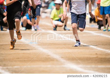 A scuffling athletic meet image 42699215