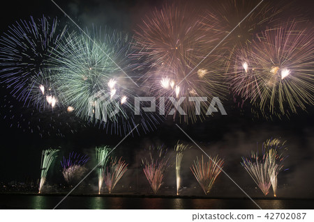 Edogawa Ward fireworks display 2018 42702087