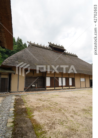 國家重要文化財產（前中村屋） 42702603