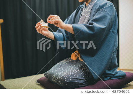 comic storytelling, rakugo, comic storyteller 42704601