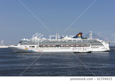 橫濱港的超級巨星Vago 橫濱港的超級巨星Vago 42704625